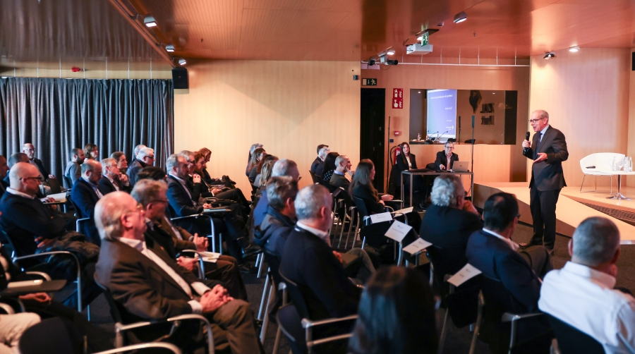 Port de Barcelona busca alternativas al bloqueo del tráfico de mercancías ferroviarias