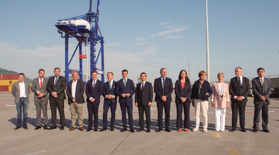 CSP Iberian Bilbao Terminal pone en marcha la mayor super post panamax del arco atlántico