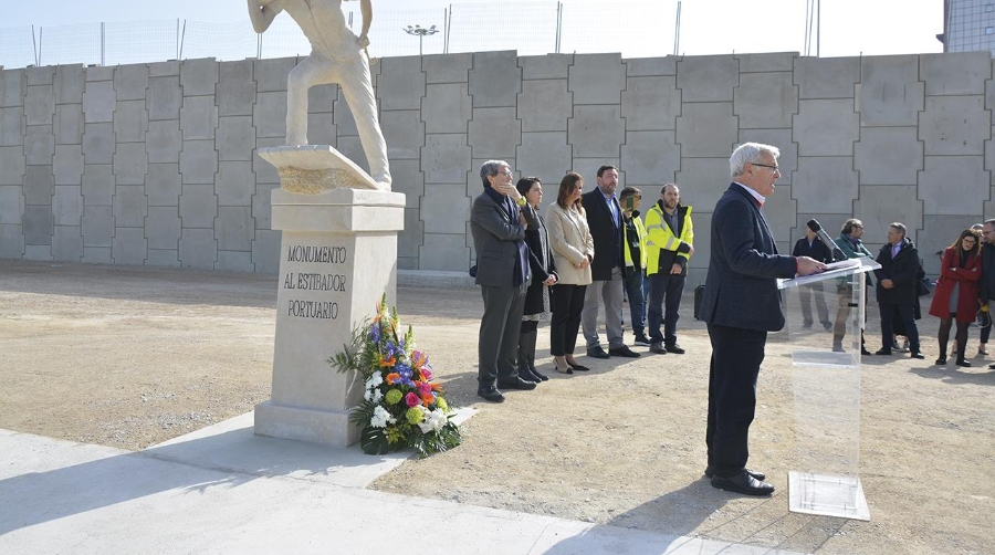 El sector de la estiba en Valencia pone el foco en la seguridad y salud laboral