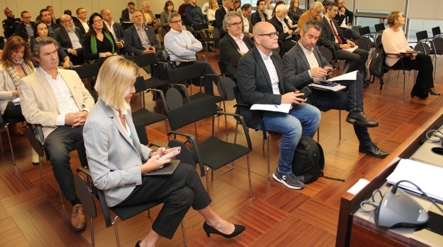 Calvet destaca el compromiso de la comunidad portuaria de Barcelona en materia de sostenibilidad