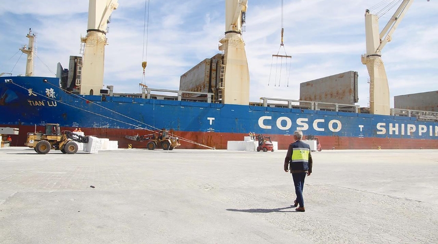 El tráfico de mercancías por el Puerto de Motril se situará por encima de 1,8 millones de toneladas hasta el mes de agosto.