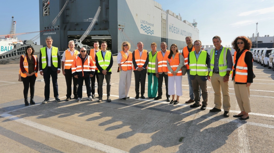 Höegh Borealis visitó el Port de Barcelona, marcando un nuevo hito en el camino compartido entre Höegh Autoliners y el Port de Barcelona.