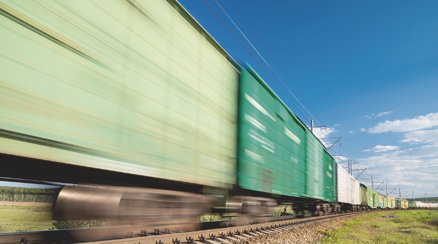 El objetivo de las subvenciones es traspasar al ferrocarril el transporte de mercancías por carretera.