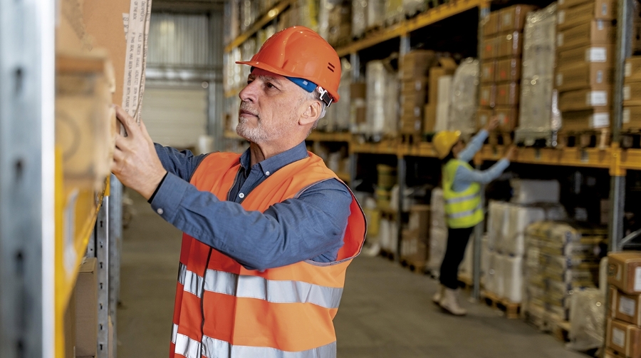 La logística supera a la hostelería e industria en oportunidades laborales.