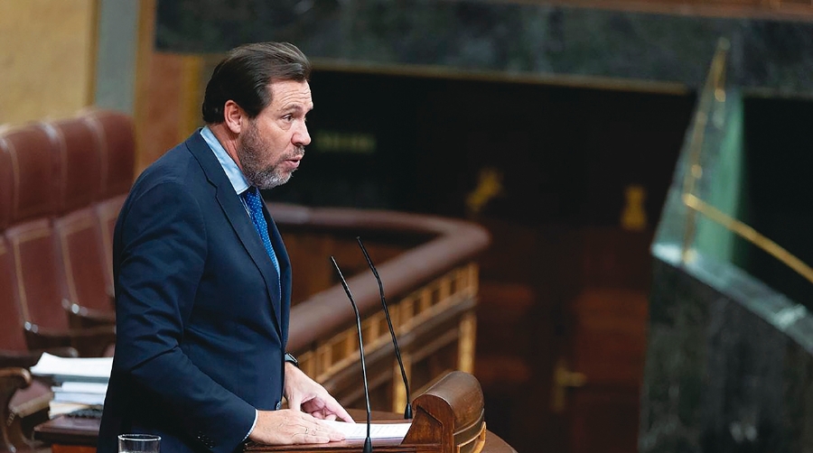 Con el exiguo trofeo de la Ley de Movilidad