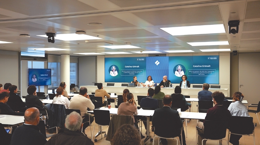 Port de Barcelona impulsa un programa para reutilizar los residuos plásticos de las empresas
