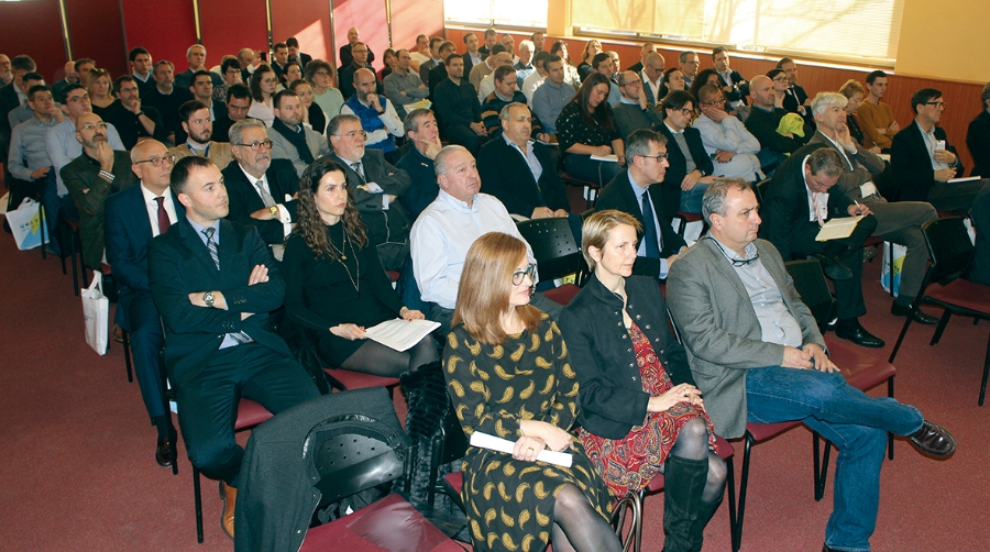 BEST expande su alcance con el nuevo servicio intermodal de Synergy con el Puerto de Baiona