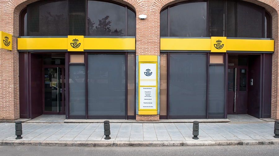 Correos mantiene operativa al 22% de su plantilla para el servicio p&uacute;blico obligatorio