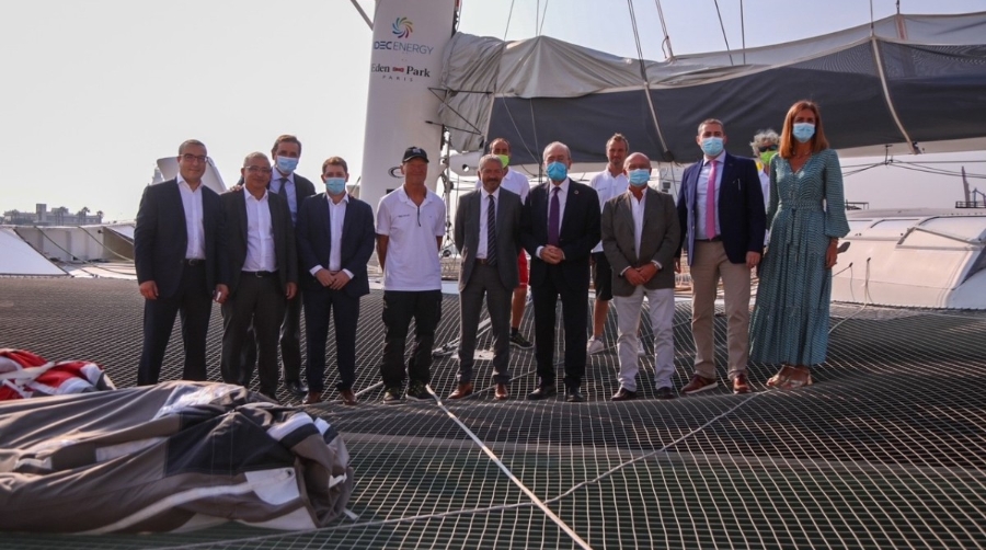 El maxi trimar&aacute;n &quot;Idec Sport&quot; inicia ma&ntilde;ana su ruta a las Bahamas desde C&aacute;diz