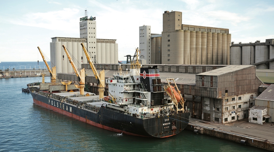 Arabia Saud&iacute; y Egipto aumentan su tr&aacute;fico con el Puerto de Barcelona