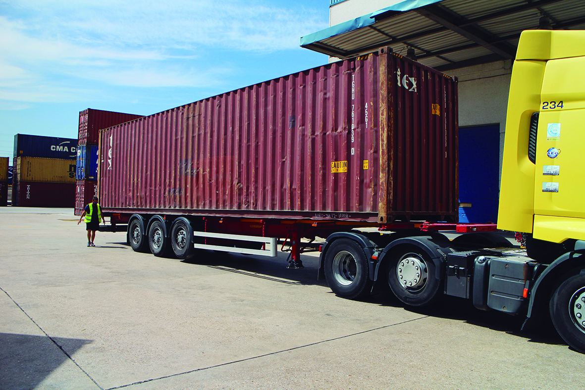 Fenadismer alerta de la "enorme confusi&oacute;n" por la ampliaci&oacute;n del plazo para visar las autorizaciones de transporte hasta 2021