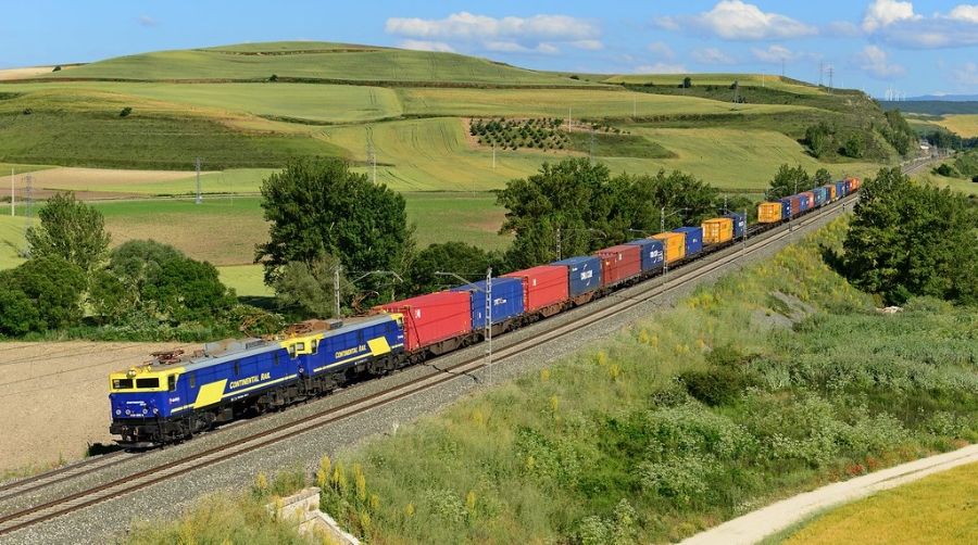 Continental Rail fue fundada el 17 de mayo de 2000 con el fin de operar en el transporte ferroviario de mercanc&iacute;as.