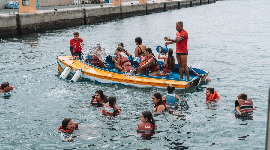 Inaugurado el Curso de Iniciación a la Vela Latina Canaria de la Fundación Puertos de las Palmas