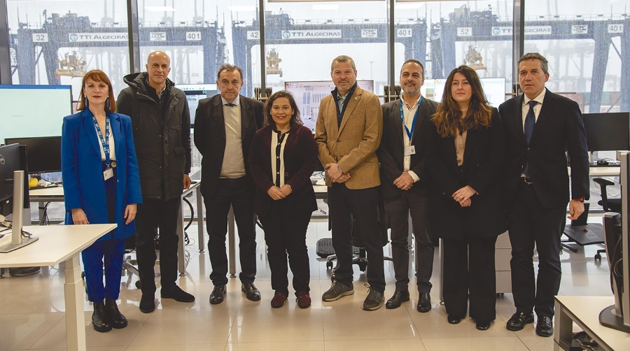 Arsenio Domínguez conoce los proyectos de las terminales de contenedores de Algeciras