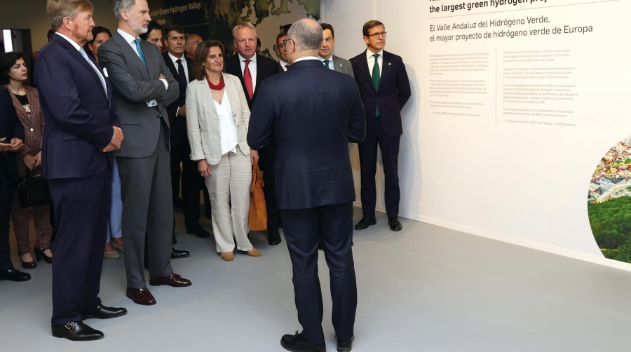 Cepsa pivota en el eje Algeciras-Róterdam su apuesta por el amoniaco para el modo marítimo