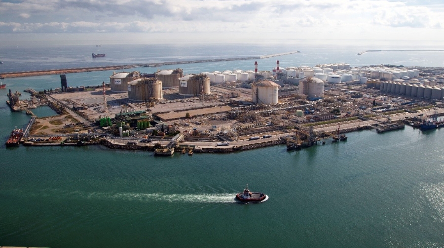 El Gobierno autoriza licitar la construcción de los nuevos atraques 34 del Puerto de Barcelona