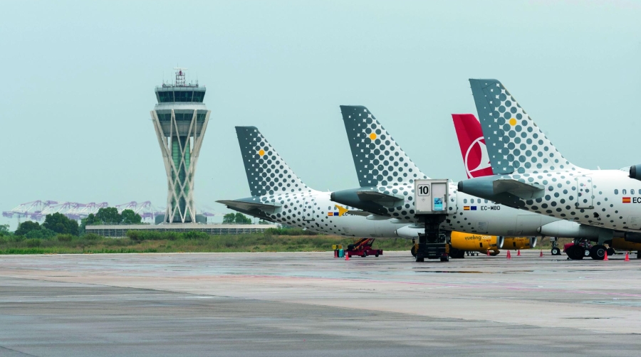 El Aeropuerto Barcelona-El Prat registra su mejor noviembre con 3,8 millones de pasajeros
