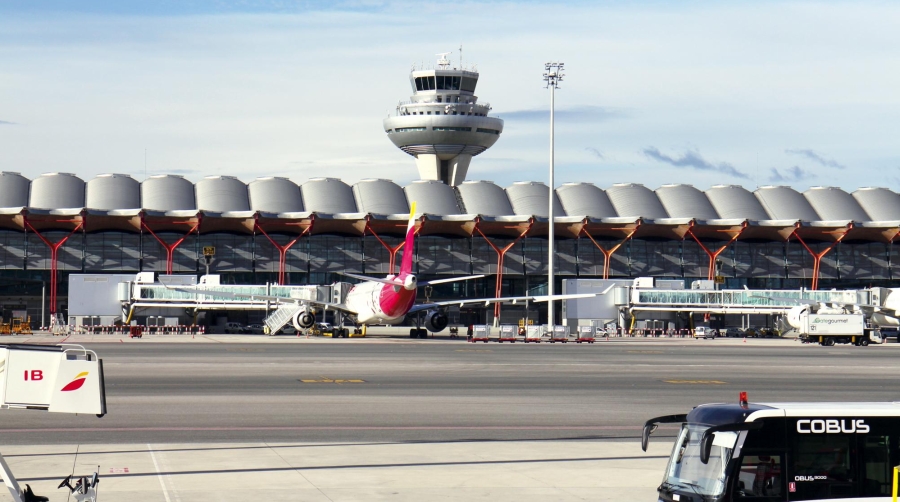 La carga aérea cierra el primer semestre de 2023 con un incremento del 2,8%