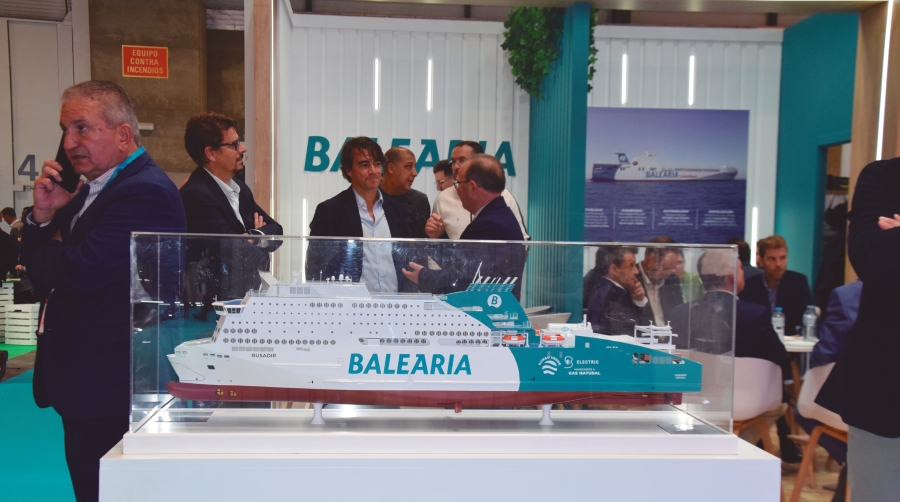 Baleària oferta semanalmente más de 7000 metros lineales para el transporte frigorífico con Canarias
