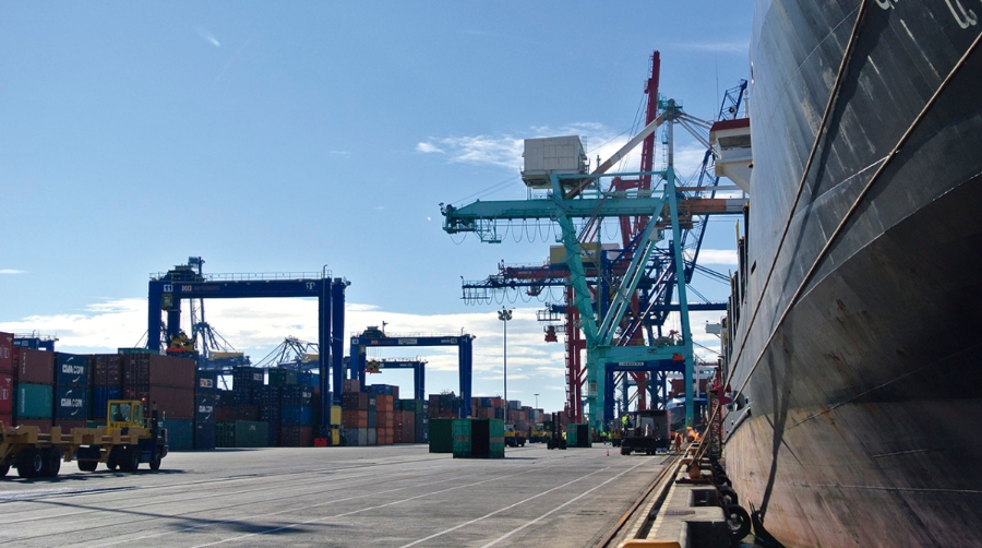 El PSOE lanza el proceso para adaptar la legislaci&oacute;n de estiba al V Acuerdo Marco