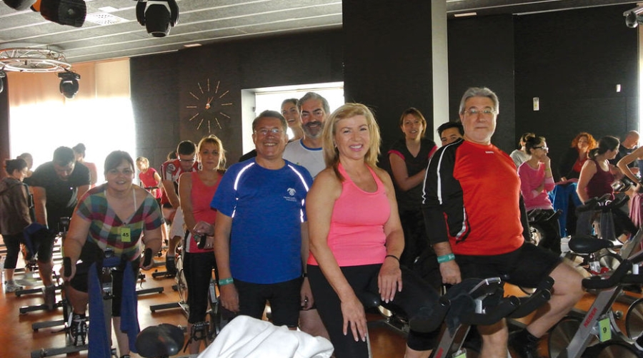Un grupo de socios del Propeller Club de Valencia participa en una jornada de puertas abiertas en el Gimnasio Activa Club