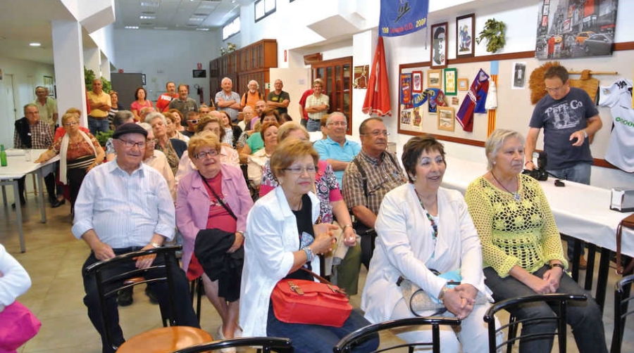 La sociedad obrera la Mar&iacute;tima Terrestre estrena locales y aspira a crear una Coordinadora estatal de jubilados y pensionistas