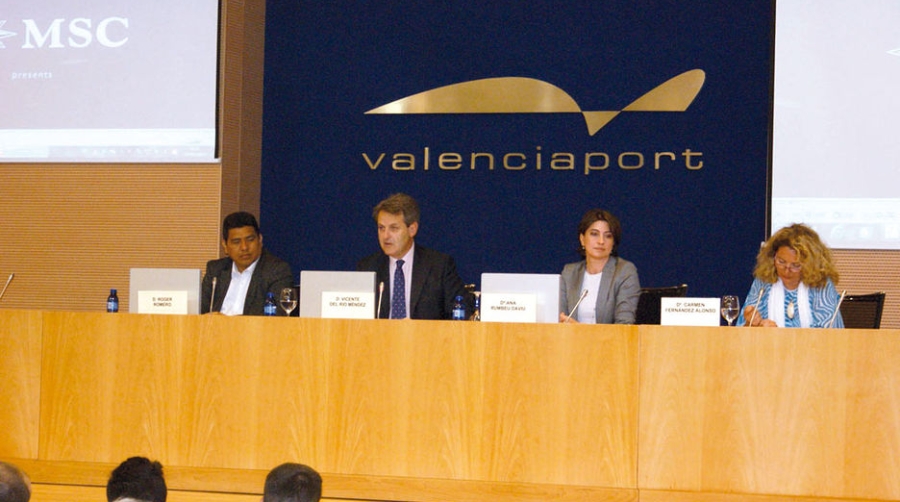 La Fundaci&oacute;n Valenciaport y Mobicacrew promueven el trabajo a bordo de cruceros