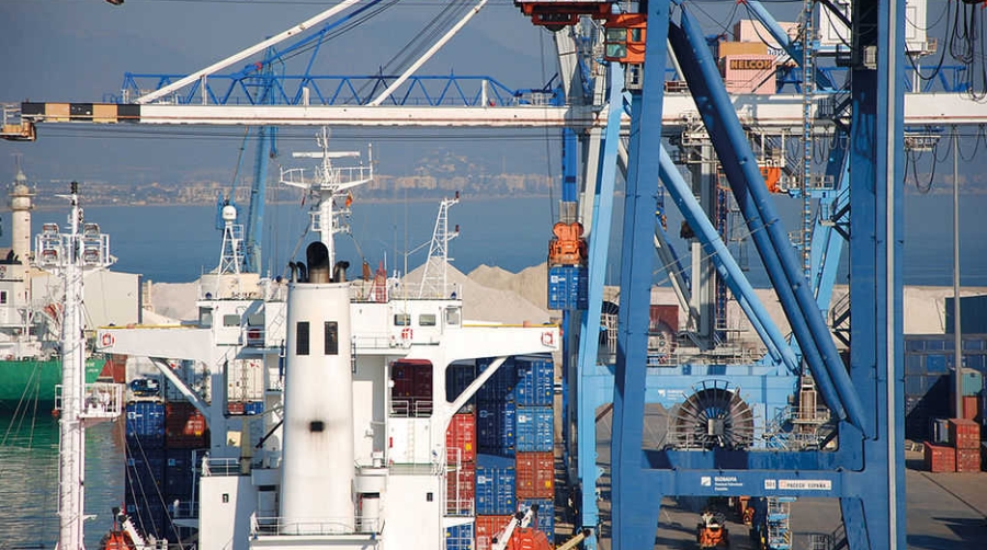 El tr&aacute;fico en el Puerto de Castell&oacute;n vive el mejor mes de diciembre de su historia