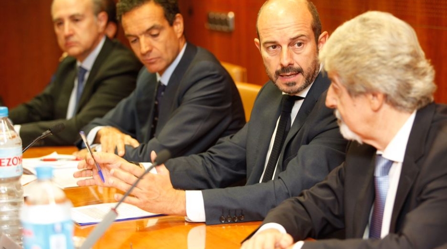 Roll&aacute;n presenta a CEIM sus l&iacute;neas estrat&eacute;gicas para Madrid en materia de transporte de mercanc&iacute;as
