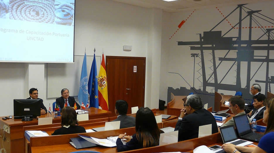 La APV ofrece un curso de gesti&oacute;n moderna de puertos para t&eacute;cnicos portuarios latinoamericanos