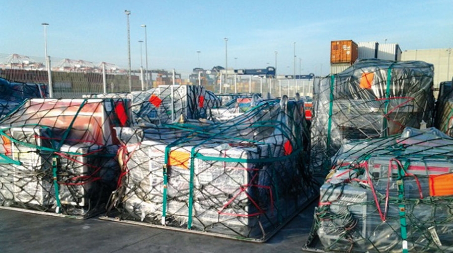 ADF - Serveis Integrals de C&agrave;rrega coordina tres charters con el material del Cirque du Soleil