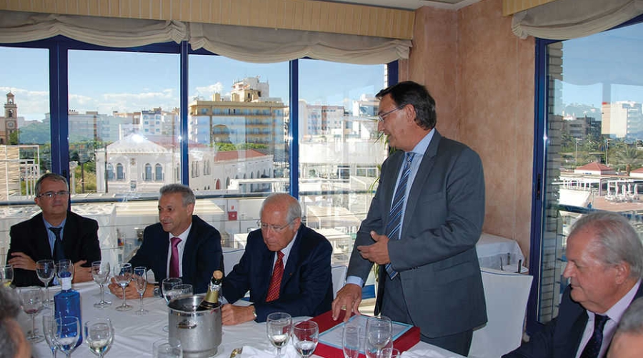 La comunidad portuaria de Castell&oacute;n reconoce la labor&nbsp;de Juan Jos&eacute; Monzon&iacute;s al frente de la Autoridad Portuaria