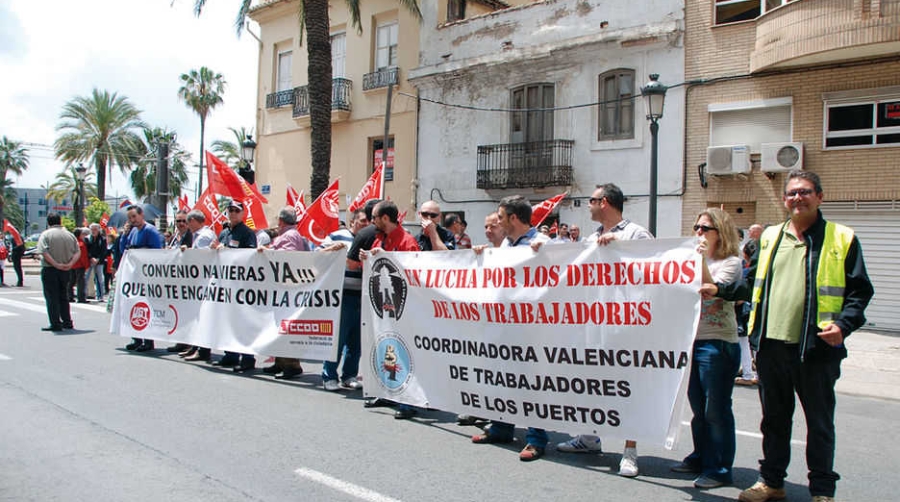 Los trabajadores de las empresas consignatarias, navieras y estibadoras, llamados a 11 d&iacute;as de huelga