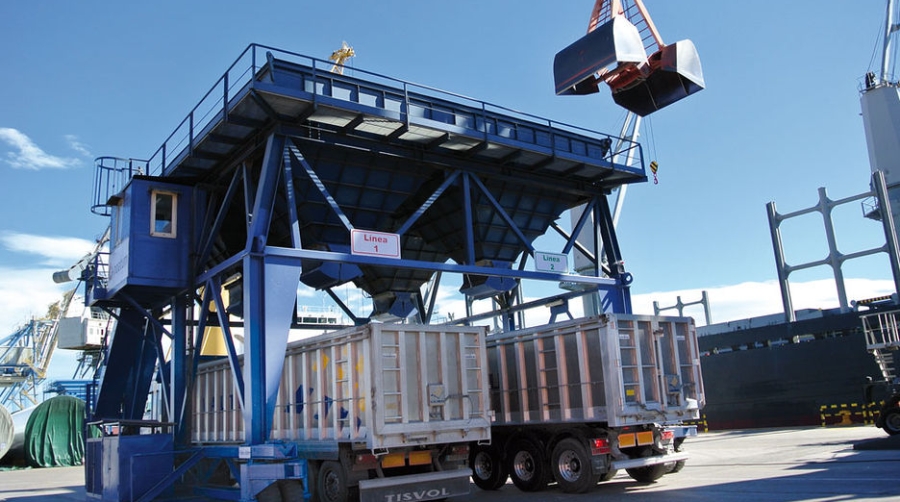 La terminal de Noatum en Sagunto ampl&iacute;a su mercado con la gesti&oacute;n integral de graneles