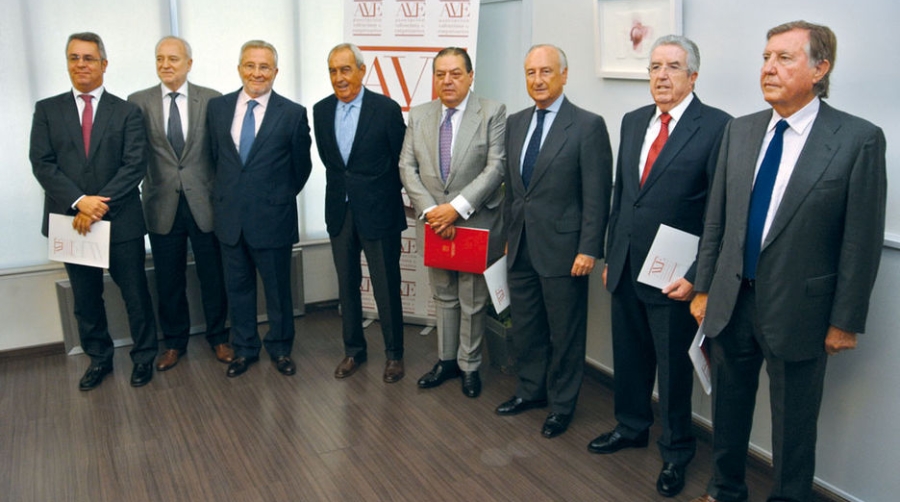 El empresariado valenciano pone en valor el tercer hilo porque los problemas con Francia &quot;se salvar&aacute;n&quot;