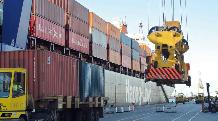 La incertidumbre se cierne sobre los puertos al romperse en la estiba la negociaci&oacute;n colectiva