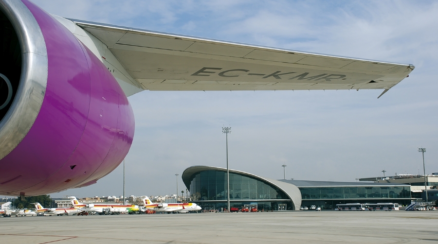 Cámara Valencia pide la ampliación del aeropuerto para no perder flujos de carga