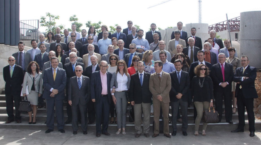 El Puerto de Algeciras y sus empresas venden sus servicios en Linares
