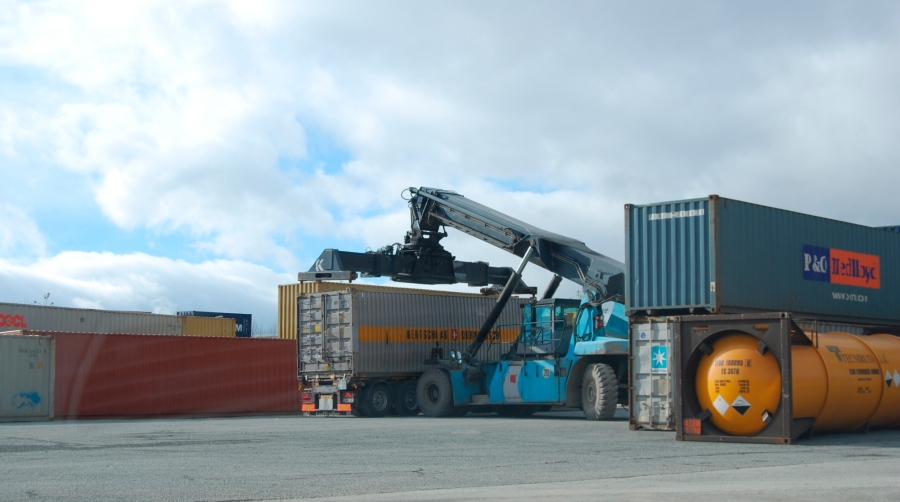 Medlog lidera el consorcio con la mejor oferta para explotar la terminal de Júndiz