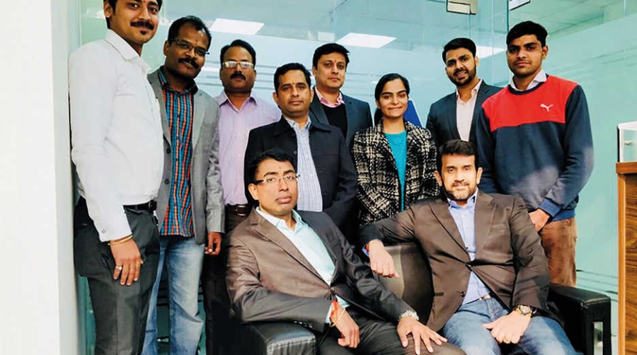 Equipo de la nueva oficina de Grupo Alonso en Nueva Delhi.