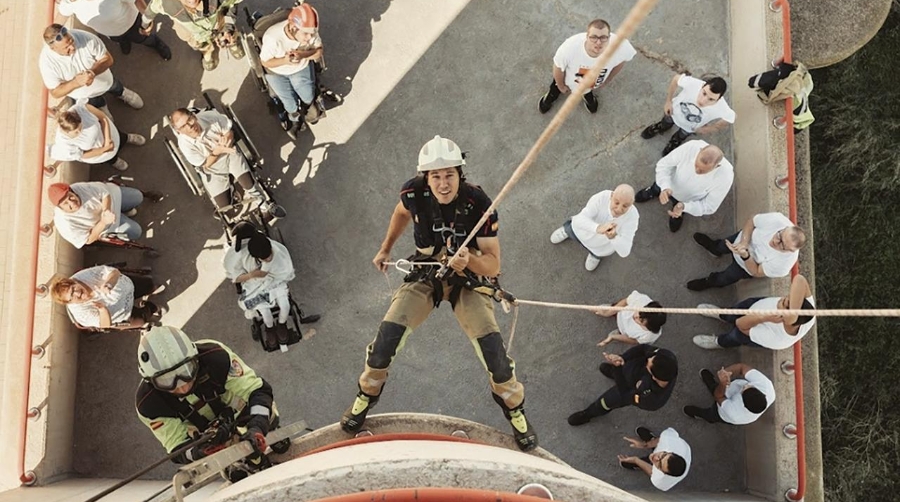Los integrantes del Parque de Bomberos de Almansa han participado en la elaboración de este nuevo calendario.