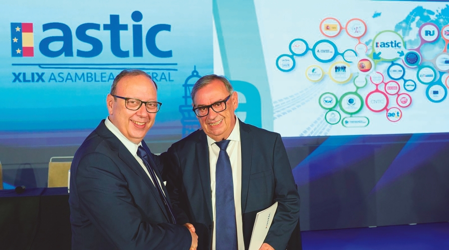 José Luis Olivella toma el relevo de Marcos Basante como presidente de ASTIC