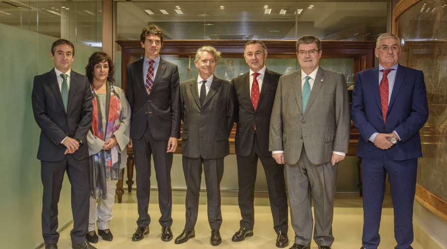 C&aacute;mara Bilbao homenajea a Petronor en su 50 aniversario