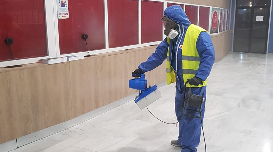 La empresa Indalplaga, experta en control de plagas y sanidad ambiental, ha aplicado ozono e hipoclorito s&oacute;dico en las dependencias portuarias.