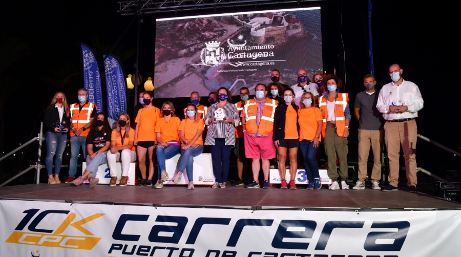 Manuel Marchena y Laura Nicol&aacute;s, ganadores de la&nbsp;VI Carrera Solidaria 10k Puerto de Cartagena