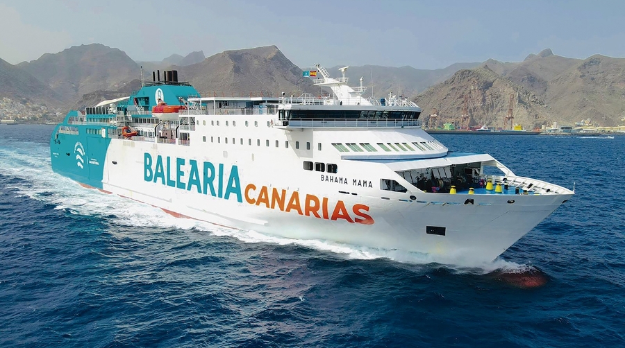 La compañía resultante operará bajo la marca “Baleària Canarias” en el mercado del archipiélago.