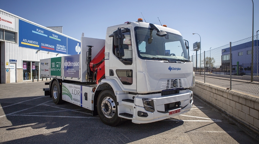 El vehículo entregado pertenece a la gama Renault Trucks E-Tech D Wide.