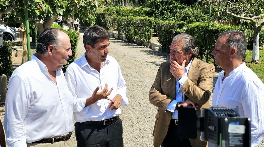 José Vicente Morata, presidente de Cámara Valencia; Carlos Mazón, presidente de la Generalitat Valenciana; Vicente Boluda, presidente de AVE; y Salvador Navarro, presidente de la CEV.