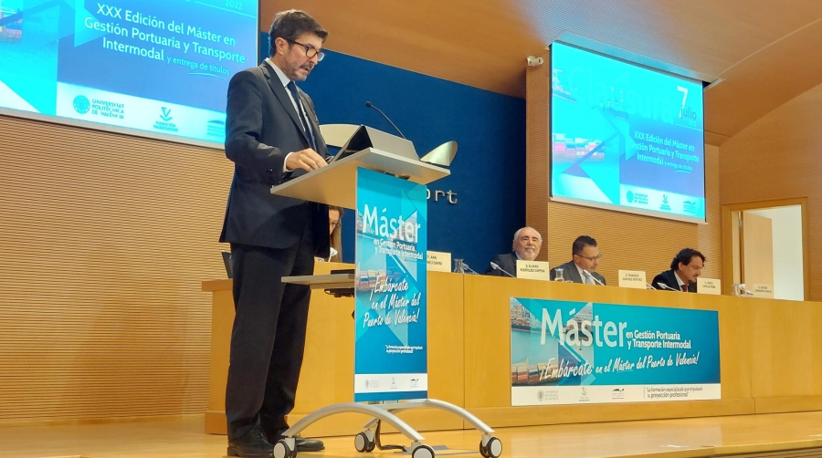 Rodríguez Dapena analiza las claves de la gobernanza portuaria en Valencia