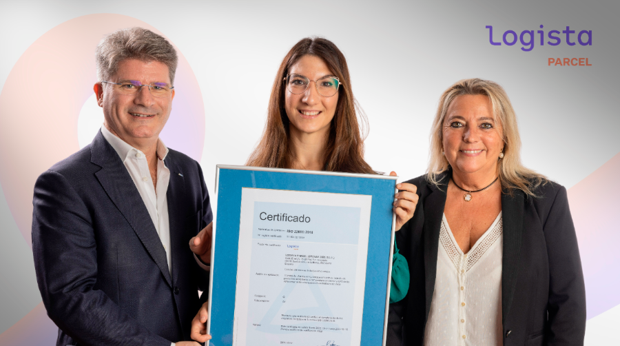 Gonzalo de Castro, Ana Piñar Morales y Susana Vendrell.